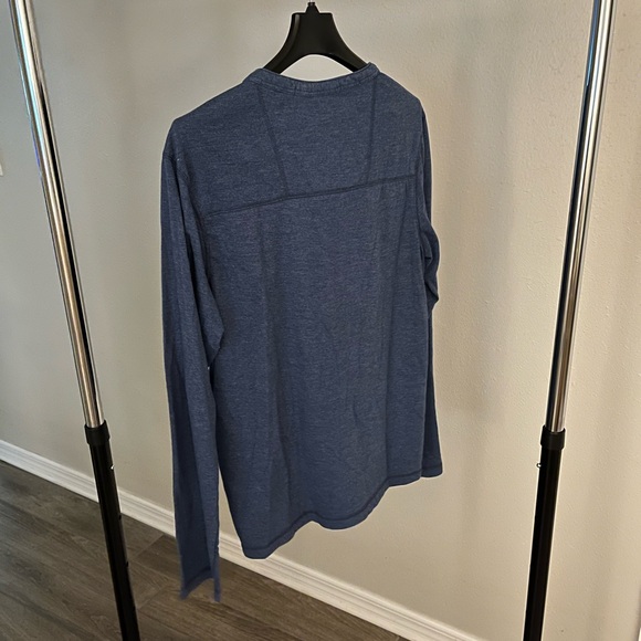 Union Made Jared New York Blue Long Sleeve Henley Men’s Size Medium-Preowned - Picture 4 of 6
